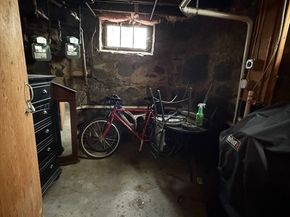 67 Cleverly Ct, Quincy MA 02169