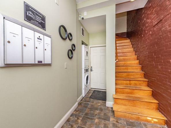 4 Kearsarge Ave, Boston MA 02119