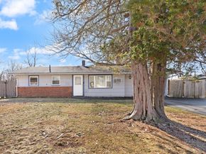 19 Rodwell St, Brockton MA 02302