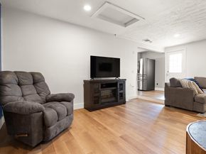 19 Rodwell St, Brockton MA 02302
