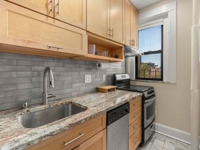 137 Peterborough St 21, Boston MA 02215