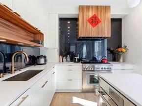 70 Walker St 1, Newton MA 02460