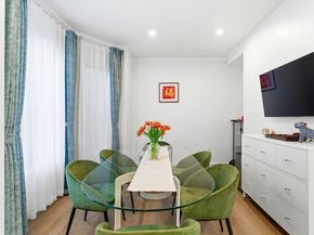 70 Walker St 1, Newton MA 02460