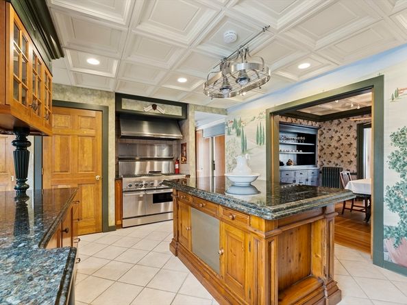 116 Adin St, Hopedale MA 01747