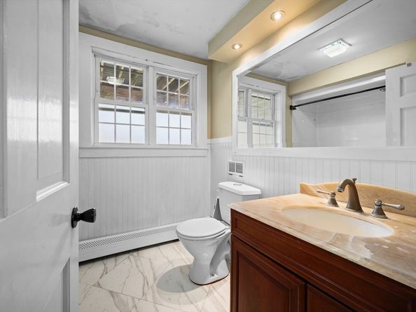 116 Adin St, Hopedale MA 01747