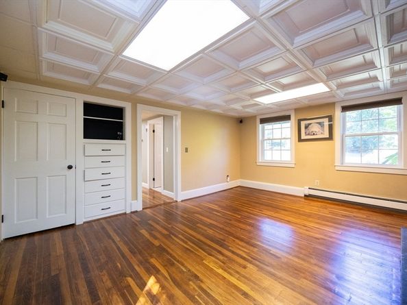 116 Adin St, Hopedale MA 01747