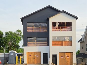 47 Laurel St.
