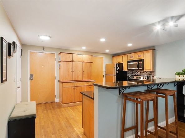 44 Lafayette 401, Chelsea MA 02150