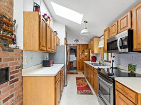 22 Fuller Shores Rd, Lakeville MA 02347