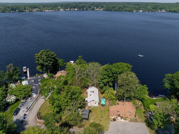 22 Fuller Shores Rd, Lakeville MA 02347