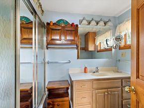 22 Fuller Shores Rd, Lakeville MA 02347