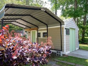 22 Fuller Shores Rd, Lakeville MA 02347