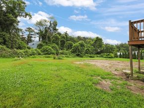 7 Aucoot Road, Mattapoisett MA 02739