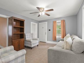 7 Aucoot Road, Mattapoisett MA 02739