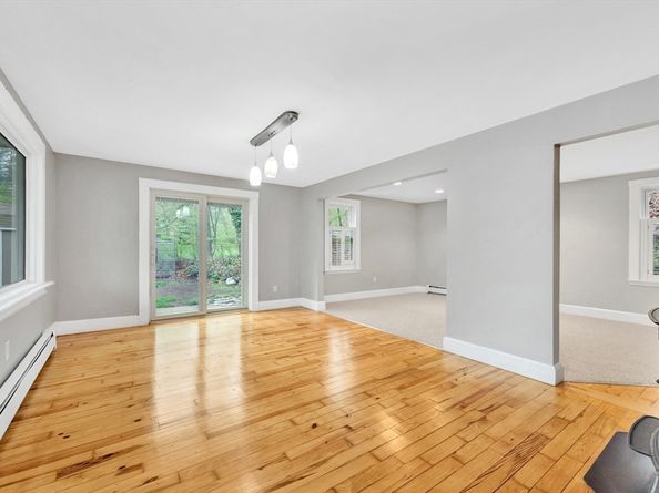 587 Essex Ave, Gloucester MA 01930
