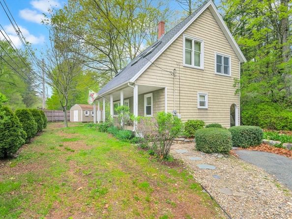 587 Essex Ave, Gloucester MA 01930