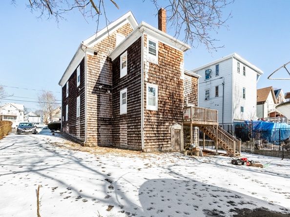 38 Howard Sq, Brockton MA 02301