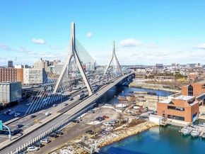 100 Lovejoy Wharf 4H, Boston MA 02114