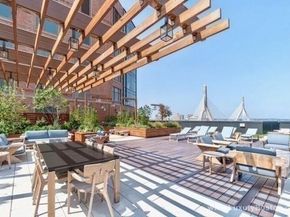 100 Lovejoy Wharf 4H, Boston MA 02114