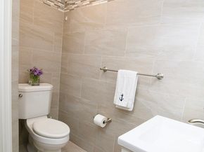 65 East India Row 9C, Boston MA 02110