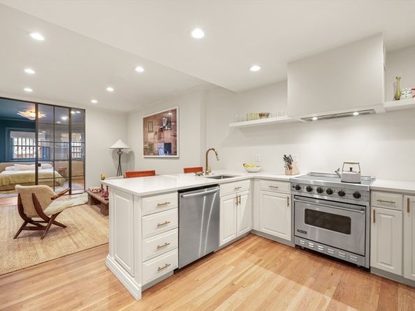 116 Commonwealth Ave A, Boston MA 02116
