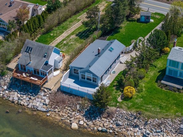 4 North Ridge Rd, Ipswich MA 01938