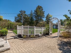 4 North Ridge Rd, Ipswich MA 01938
