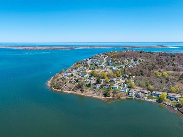 4 North Ridge Rd, Ipswich MA 01938