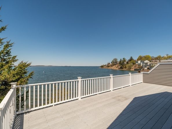 4 North Ridge Rd, Ipswich MA 01938