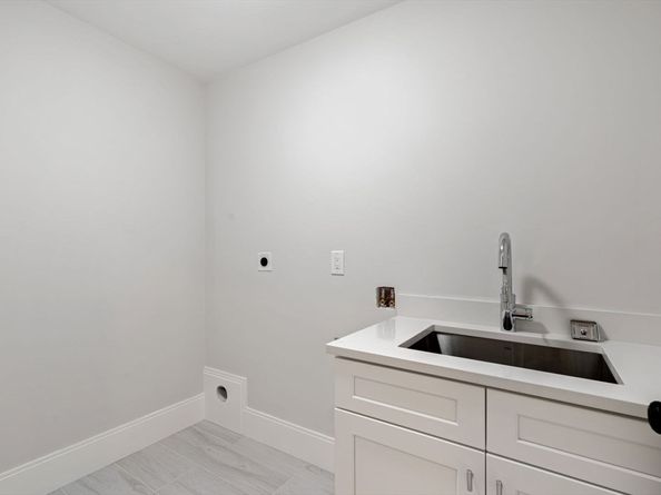 5 Milk St, Natick MA 01760