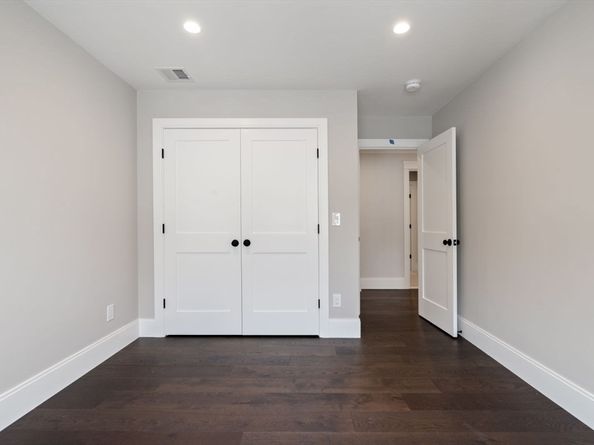 5 Milk St, Natick MA 01760