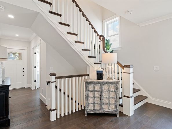 5 Milk St, Natick MA 01760