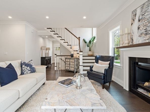 5 Milk St, Natick MA 01760