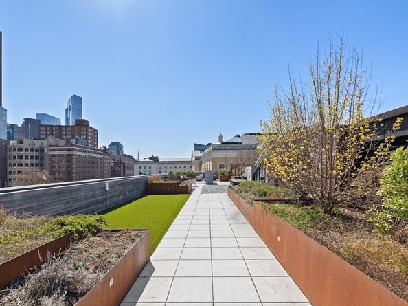 45 Temple St 410, Boston MA 02114