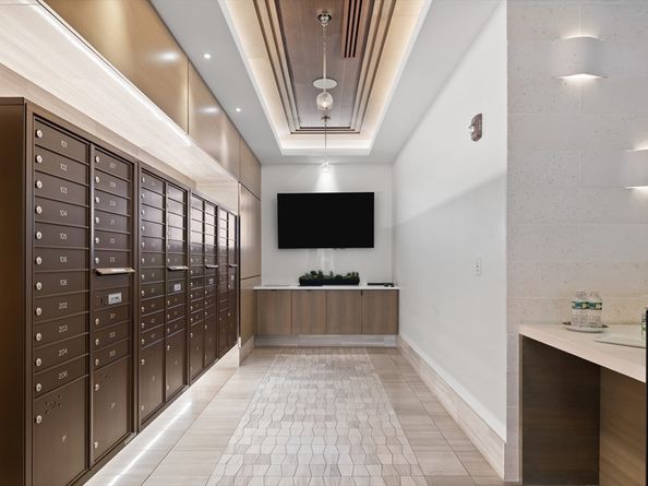 45 Temple St 410, Boston MA 02114