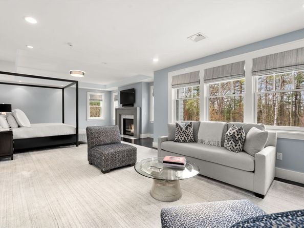72 Love Lane, Weston MA 02493