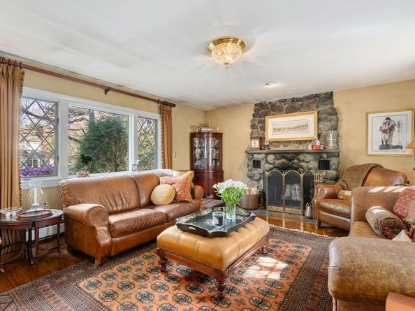 167 Conant Rd, Weston MA 02493