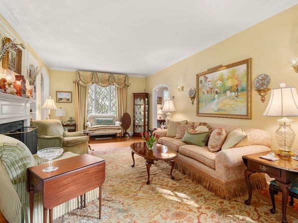 167 Conant Rd, Weston MA 02493