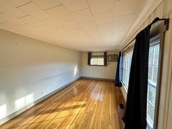 91 W Main St, West Brookfield MA 01585