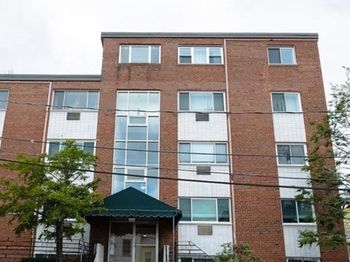 2 Larose Place