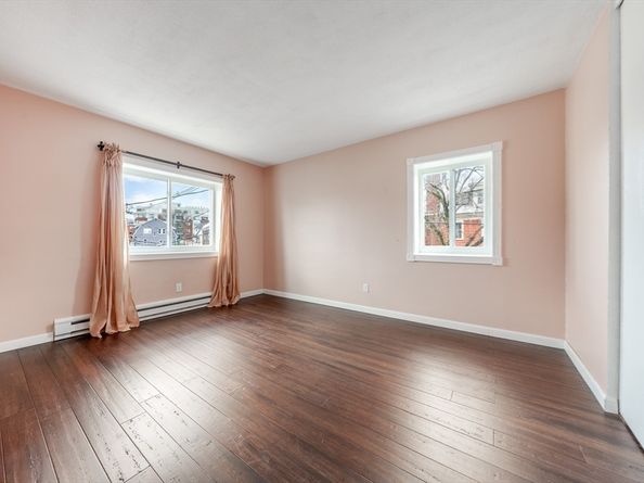 2 Larose Place 13, Boston MA 02135