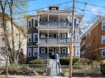 12 Spencer St