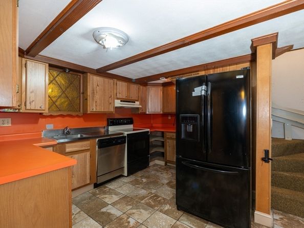 2 Stanwood Terrace, Gloucester MA 01930