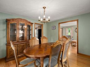 8 Wadsworth Rd, Shrewsbury MA 01545