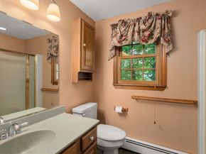8 Wadsworth Rd, Shrewsbury MA 01545