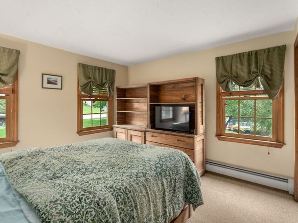 8 Wadsworth Rd, Shrewsbury MA 01545