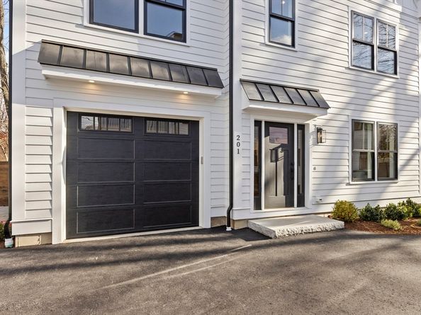 10 Webber Avenue 1A, Bedford MA 01730