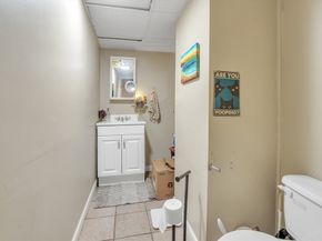 80 Chatham St, Worcester MA 01609