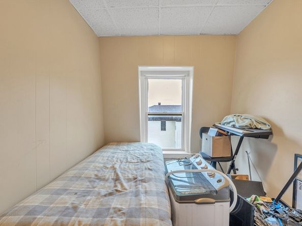 80 Chatham St, Worcester MA 01609