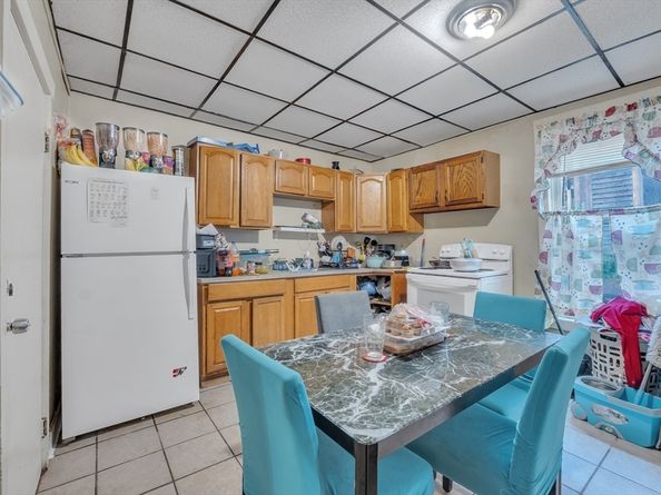 80 Chatham St, Worcester MA 01609